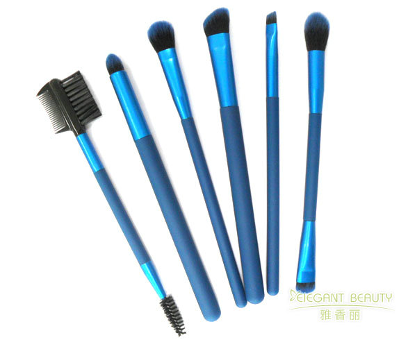 化妆刷的日常维护与替换周期指南