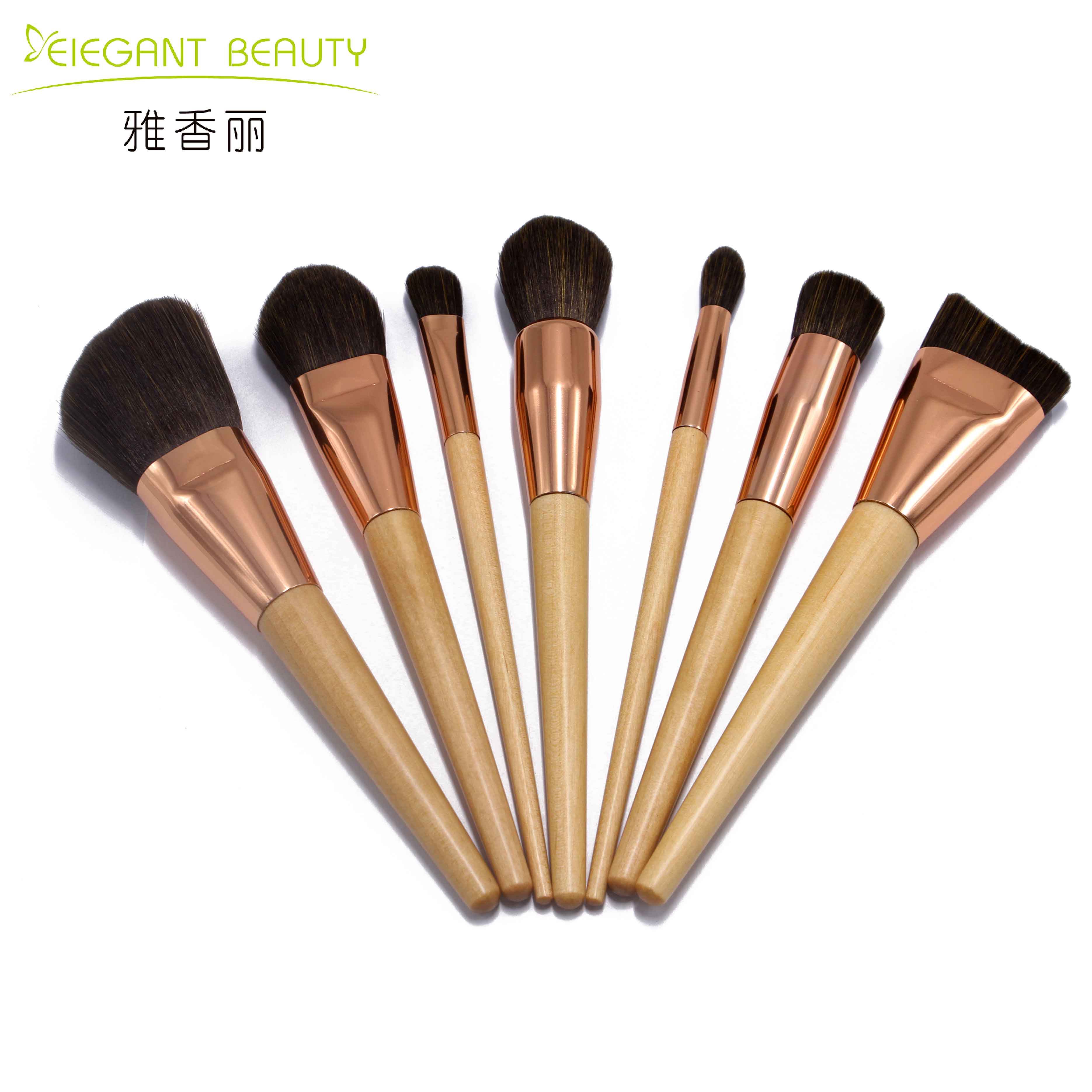 成套化妆刷与光影效果：塑造立体妆容的秘诀